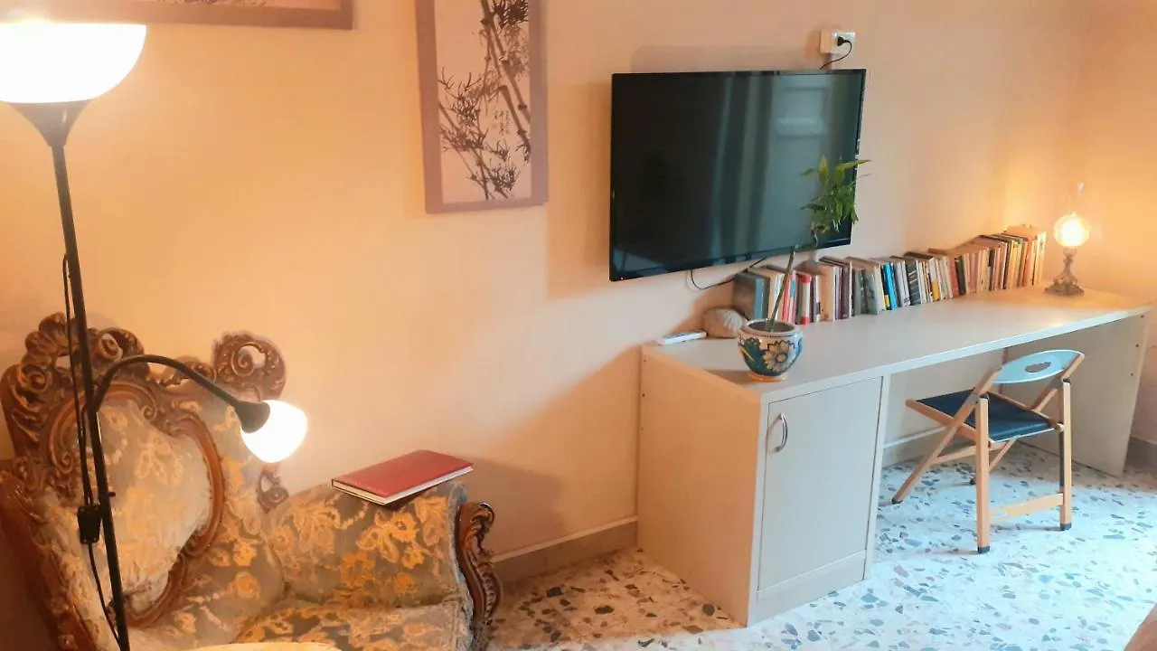 Bed And Books Isabella Bed & Breakfast Catania