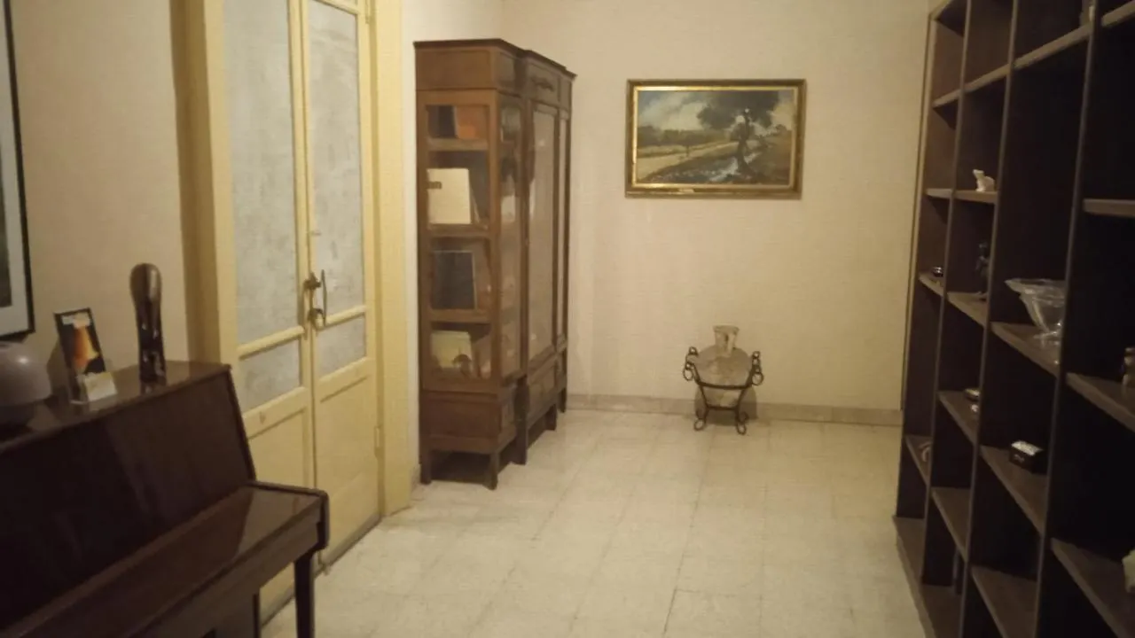 Bed And Books Isabella Bed & Breakfast Catania Italy