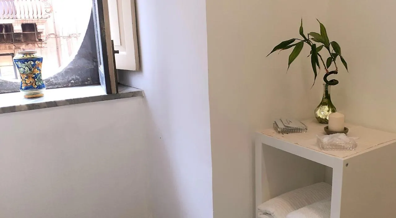 Bed And Books Isabella Bed & Breakfast Catania